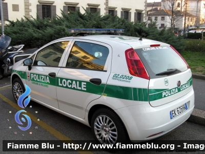 Fiat Grande Punto
Polizia Locale
Comune di Milano
201 - EK 626 HW
Parole chiave: Fiat Grande_Punto (MI) Lombardia PL Polizia_Locale EK626HW