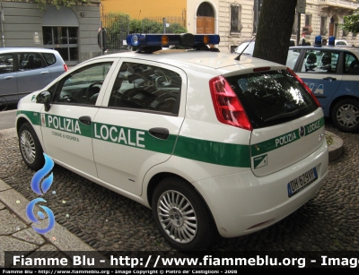 Fiat Grande Punto
Polizia Locale
Voghera (PV)
DH 629 VP

Parole chiave: Polizia_Locale PL Fiat Grande_Punto Voghera DH629VP