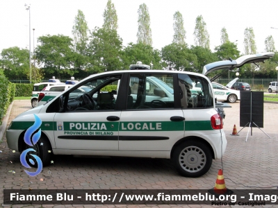 Fiat Multipla II serie
Polizia Locale
Provincia di Milano
Open day Polizia Locale Lombardia 2012
DD 117 PB
Parole chiave: Fiat Multipla_IIserie Open_day_Polizia_Locale_2012