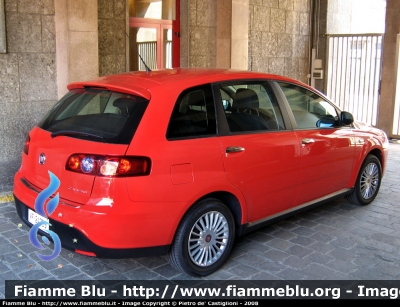 Fiat Nuova Croma II serie
Vigili del Fuoco
Comando Provinciale di Milano
VF 24799
Parole chiave: Fiat Nuova_Croma_II_serie Vigili_del_Fuoco comandante VF24799 Milano