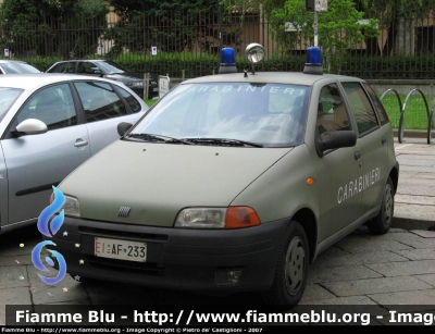 Fiat Punto I serie
Carabinieri
PM presso Esercito Italiano
Versione con faro di ricerca

Parole chiave: Fiat Punto_Iserie CC Carabinieri faro_di_ricerca Esercito