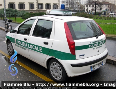 Fiat Punto II serie
Polizia Locale
Varedo (MB)
BS 710 MW

Parole chiave: Lombardia (MB) Polizia_Locale Fiat Punto_IIserie PL Varedo BS710MW