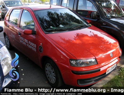 Fiat Punto II serie
Vigili del Fuoco
Corpo Permanente di Aosta
VF 21501
Parole chiave: Fiat Punto_IIserie VF21501 Reas_2008