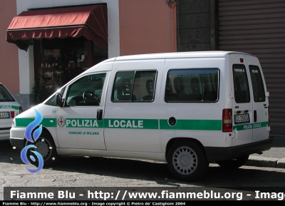 Fiat Scudo II serie
Polizia Locale
Comune di Milano
3359 - CL 288 ZA

Parole chiave: Fiat Scudo_II serie Polizia_Locale Milano 3359 CL288ZA LOmbardia (MI) minibus