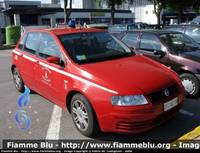 Fiat Stilo II serie
Vigili del Fuoco
Corpo Permanente di Trento
VF 1A2 TN

Parole chiave: Reas Fiat_Stilo_II_serie Corpo_Permanente Trento VF1A2TN