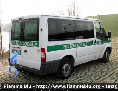 Ford Transit VII serie
Polizia Locale
Comune di Milano
Nucleo Sommozzatori
3819 – DM 565 GM

Parole chiave: 3819 DM565GM Polizia_Locale Milano Ford_Transit_VIIserie minibus Lombardia (MI)