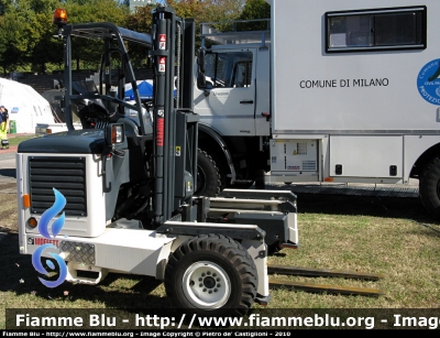 Hiab Moffett M4
Protezione Civile Comunale Milano
Settimana della Protezione Civile
Parole chiave: Lombardia MI Protezione_Civile Settimana_Protezione_Civile_Milano_2010 Hiab Moffett_M4 transpallet carrello_elevatore