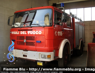 Iveco OM 160
Vigili del Fuoco
Comando Provinciale di Monza
Distaccamento di Bovisio Masciago (MB)
AutoPompaSerbatoio allestimento Baribbi
VF 11710
Parole chiave: Iveco OM 160 VF11710