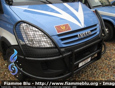 Iveco Daily IV serie
Polizia di Stato
Reparto Mobile
Polizia F7831

Parole chiave: Iveco Daily_IV_serie protetto PoliziaF7831 protezioni