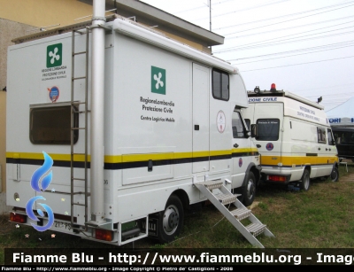 Iveco Daily 4X4 II serie
FIR Servizio Emergenza Radio
Regione Lombardia
Colonna Mobile regionale
Centro logistico mobile
AN 217 PS

Parole chiave: Iveco_Daily_II_serie 4X4 FIR SER Lombardia AN217PS