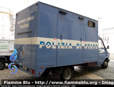 Iveco Daily I serie
Polizia di Stato 
Reparto a Cavallo
POLIZIA 78292

Parole chiave: Iveco Daily_Iserie	Polizia_di_Stato Reparto_a_Cavallo POLIZIA78292