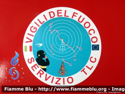 Iveco Massif pick up doppia cabina
Vigili del Fuoco
Comando Provinciale di Brescia
Nucleo NBCR - TLC
Fuoristrada allestimento Iveco-Magirus
Logo servizio TLC
VF 26183
Parole chiave: Iveco Massif VF26183 Reas_2011