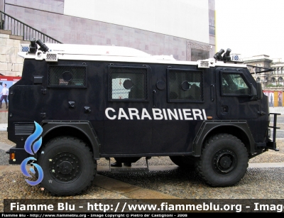 Iveco RG12 Nyala
III Battaglione Carabinieri "Lombardia"
CC BU 016

Parole chiave: 4_novembre_2008 festa_forze_armate CC III_Battaglione_Lombardia Iveco_RG12_Nyala CCBU016