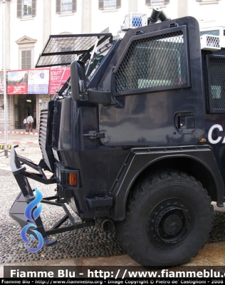 Iveco RG12 Nyala
III Battaglione Carabinieri "Lombardia"
particolare del rostro in posizione operativa
CC BU 016

Parole chiave: 4_novembre_2008 festa_forze_armate CC III_Battaglione_Lombardia Iveco_RG12_Nyala CCBU016 rostro