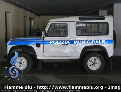 Land Rover Defender 90 SW
Polizia Municipale – Iglesias
CA 685624

Parole chiave: Land_Rover_Defender_90_SW Polizia_Municipale Iglesias CA685624