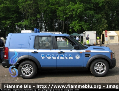 Land Rover Discovery 3
Polizia di Stato
Reparto Mobile 
Milano
versione protetta
POLIZIA F9477
Parole chiave: PS blindato protetto Polizia_di_Stato Reparto_Mobile  Milano Lombardia POLIZIAF9477 Land_Rover Discovery_3 portiera interno