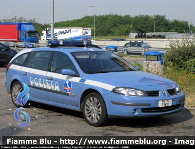 Renault Laguna Grandtour II serie  
Polizia Stradale
Autostrade per l'Italia
Autostrada A4 Milano Brescia
Polizia F5641

Parole chiave: Polizia_stradale Autostrade_Italia Autostrada_A4_Milano_Brescia PoliziaF5641 SW Renault_Laguna_Grandtour II_serie  