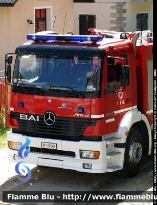 Mercedes-Benz Atego 1828 I serie
Vigili del Fuoco
Comando di Verbania
VF 22062
Parole chiave: Mercedes-Benz Atego_1828_Iserie VF22062