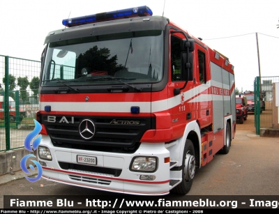 Mercedes-Benz Actros 1841 II serie
Vigili del Fuoco
Comando Provinciale di Brescia
AutoPompaSerbatoio Distaccamento Volontario di Palazzolo sull’Oglio (BS)
VF 23200
Parole chiave: Mercedes-Benz Actros_1841_IIserie VF23200