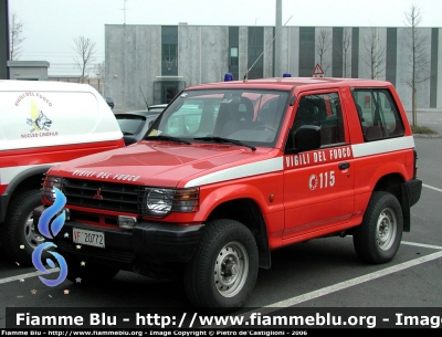 Mitsubishi Pajero Swb II serie
Vigili del Fuoco
Versione senza lampeggianti
VF 20772

Parole chiave: Mitsubishi Pajero_II_serie Swb passo_corto senza_lampeggianti VF20772