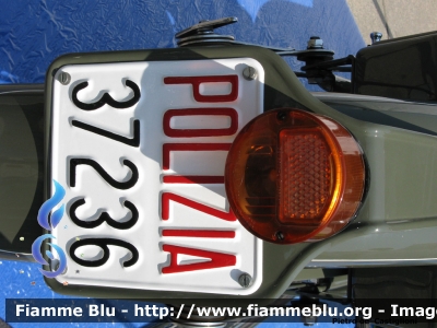 Moto Guzzi Falcone 500
Polizia di Stato
Polizia stradale
Motoveicolo storico
POLIZIA 37236
Parole chiave: Moto-Guzzi Falcone_500 POLIZIA37236 Festa_della_Polizia_2012