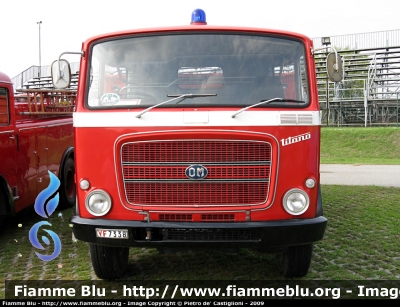 OM Titano
Vigili del Fuoco
Comando Provinciale di Firenze
Automezzo storico
VF 7338

Parole chiave: OM Titano VF7338