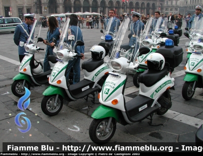 Piaggio Oxygen
Polizia Locale
Comune di Milano
ciclomotore elettrico
Parole chiave: Lombardia (MI) Polizia_Locale Piaggio_Oxygen motorino scooter ciclomotore_elettrico