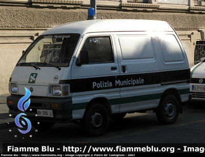 Piaggio Porter
Polizia Municipale
Milano
AR 380 JJ

Parole chiave: Polizia_ Municipale Milano PM AR380JJ Piaggio_Porter furgone