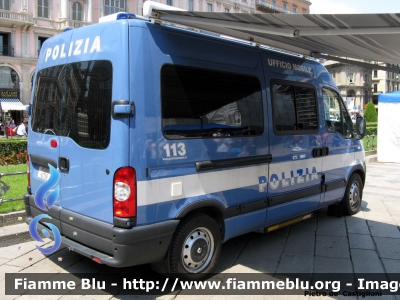 Renault Master III serie
Polizia di Stato
Stazione mobile
POLIZIA H2706
Parole chiave: Renault Master_IIIserie POLIZIAH2706 Festa_della_Polizia_2012