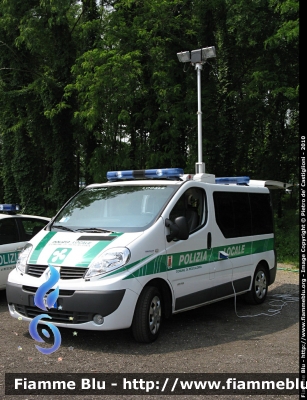 Renault Trafic II serie
Polizia Locale
Rescaldina (MI)
Ufficio mobile
Allestimento Bertazzoni
Parole chiave: Renault Trafic_IIserie Polizia Ufficio_mobile Bertazzoni torre_fari