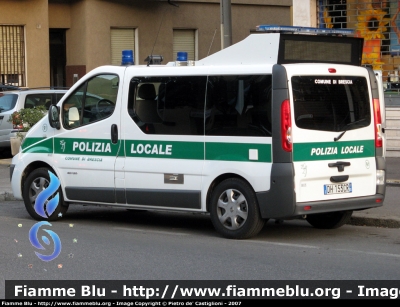 Renault Trafic III serie
Polizia Locale
Brescia
ufficio mobile
DH 153 CR

Parole chiave: Polizia_Locale PL Brescia Renault Trafic_IIIserie ufficio_mobile DH153CR