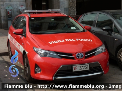 Toyota Auris Touring Sports Hybrid II serie
Vigili del Fuoco
Comando provinciale di Milano
VF 27251
Parole chiave: VF27251 130_ANC Toyota Auris_Touring_Sports_Hybrid_IIserie