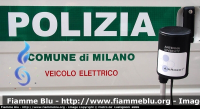 Volkswagen Transporter T4
Polizia Locale Milano
veicolo elettrico
Unità Mobile Videosorveglianza
Parole chiave: Polizia_Locale Milano Volkswagen_T4_restye veicolo_elettrico Unità_Mobile_Videosorveglianza telecamera_volante