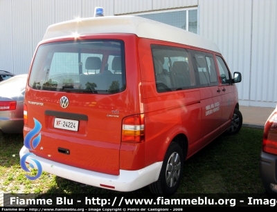 Volkswagen Transporter T5
Vigili del Fuoco
Corpo Permanente di Aosta
VF 24224
Parole chiave: Volkswagen Transporter_T5 VF24224 Reas_2008