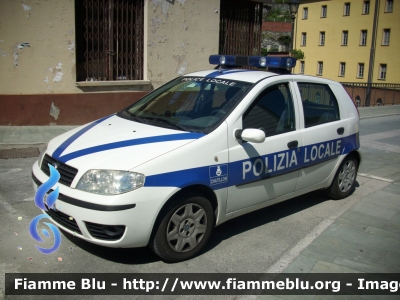 Fiat Punto III serie
Polizia Locale 
Chatillon (AO)
Parole chiave: Fiat Punto_IIIserie