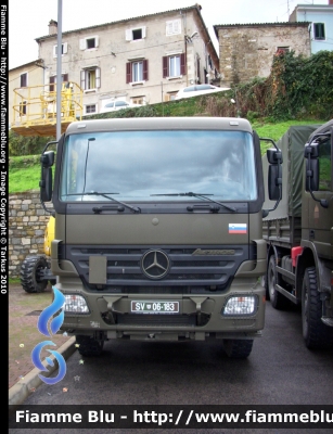 Mercedes-Benz Actros II serie
Republika Slovenija - Repubblica Slovena
Slovenska Vojska - Esercito Sloveno
Parole chiave: Mercedes-Benz Actros_IIserie