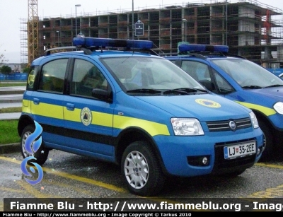 Fiat Nuova Panda 4x4 I serie
Republika Slovenija - Repubblica Slovena
Civilna Zascita - Protezione Civile

Parole chiave: Fiat Nuova_Panda_4x4_Iserie