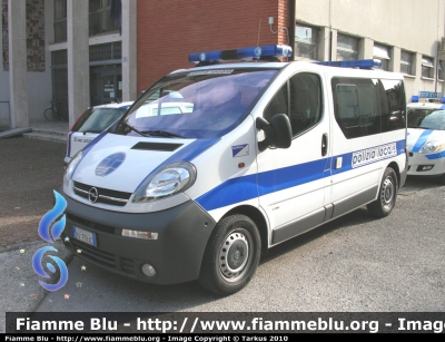 Opel Vivaro I Serie
Polizia Locale Gorizia
Ufficio Mobile con nuova livrea P.L. e ritargatura
POLIZIA LOCALE YA 739 AC
Parole chiave: Opel Vivaro_ISerie PoliziaLocaleYA739AC