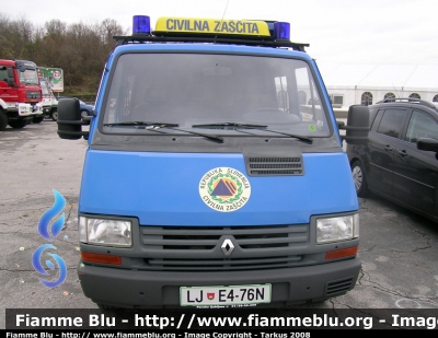 Renault Trafic 4x4 I serie
Republika Slovenija - Repubblica Slovena
Civilna Zascita - Protezione Civile
Unità Cinofila
Parole chiave: Renault Trafic_4x4_Iserie