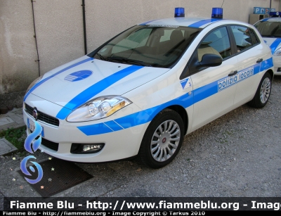 Fiat Nuova Bravo
Polizia Locale Gorizia
POLIZIA LOCALE YA 054 AD
Parole chiave: Fiat Nuova-Bravo_PM Gorizia_PoliziaLocaleYA054AD