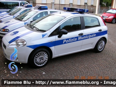 Fiat Grande Punto
Polizia Locale Gorizia
Parole chiave: Fiat Grande_Punto