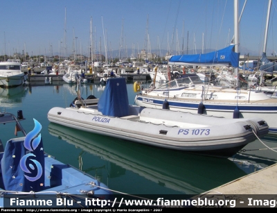 Gommone
Polizia di Stato
Polizia del Mare
PS 1073
Parole chiave: Gommone PS1073