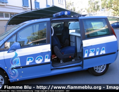 Fiat Ulysse II serie
Polizia di Stato
Polizia Autostradale
Autostrada dei Fiori
Polizia E3588
Parole chiave: Fiat Ulysse_IIserie PoliziaE3588