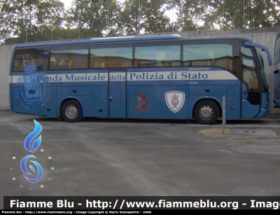 Irisbus Orlandi Domino 2001 HDH
Polizia di Stato
Banda Musicale
Polizia F1411
Parole chiave: Irisbus Orlandi Domino_2001_HDH PoliziaF1411