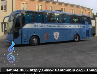 Irisbus Orlandi Domino 2001 HDH
Polizia di Stato
Banda Musicale
POLIZIA F1411
Parole chiave: Irisbus Orlandi Domino_2001_HDH PoliziaF1411