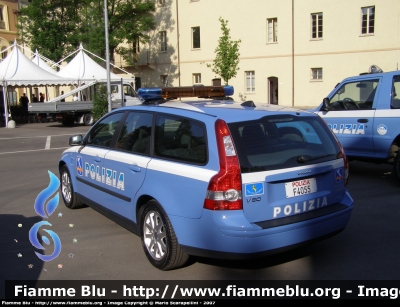 Volvo V50 I serie
Polizia di Stato
Polizia Stradale in servizio sulla rete di Autostrade per L'italia
POLIZIA F4055
Parole chiave: Volvo V50_Iserie PoliziaF4055