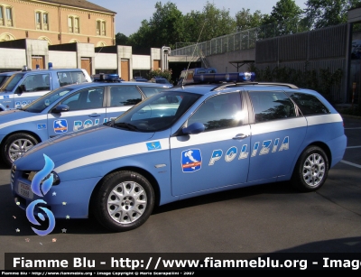 Alfa Romeo 156 Sportwagon II serie
Polizia di Stato
Polizia Stradale in servizio sulla rete di Autostrade per L'italia
POLIZIA F0888
Parole chiave: Alfa-Romeo 156_Sportwagon_IIserie PoliziaF0888