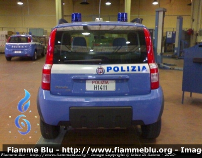 Fiat Nuova Panda 4x4 I serie
Polizia di Stato
Polizia H1411
Parole chiave: Fiat Nuova_Panda_4x4_Iserie PoliziaH1411