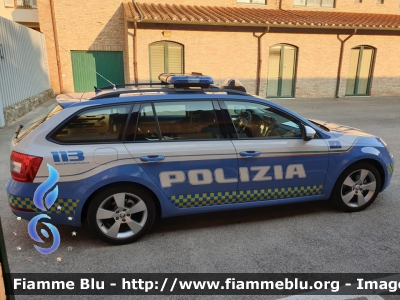 Skoda Octavia Wagon V serie
Polizia di Stato
Polizia Stradale
Allestimento Focaccia
Decorazione Grafica Artlantis
POLIZIA M4689
Parole chiave: Skoda_Octavia_Wagon_V_serie_siena