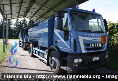 Iveco EuroCargo 180E30 III serie
Polizia di Stato
Servizio Aereo 
Autorifornitore in servizio presso il 2° Reparto Volo Malpensa
POLIZIA H0862
Parole chiave: Iveco EuroCargo_180E30_IIIserie PoliziaH0862 PoliziaH0861